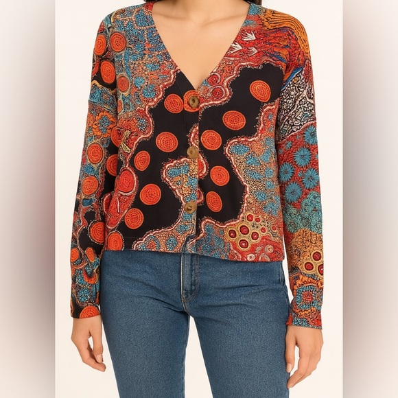 Made With Love‎ Abstract Print Top Festivalcore Boho Artcore Button Front M NWT - Picture 1 of 8